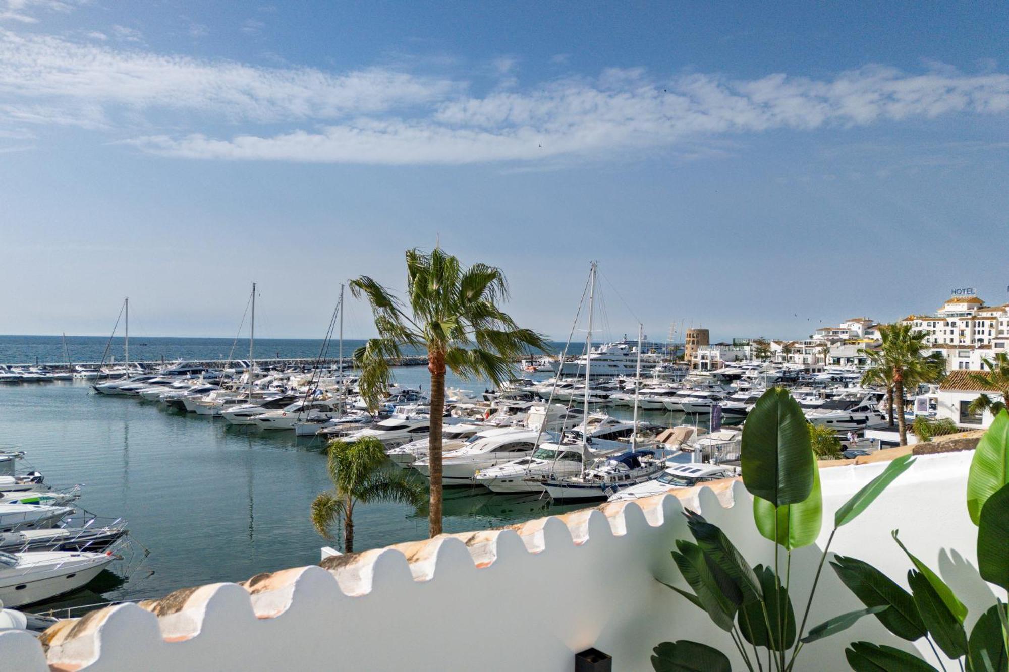 243-Fully Renovated-Puerto Banus Marbella Front Line Penthouse公寓 外观 照片