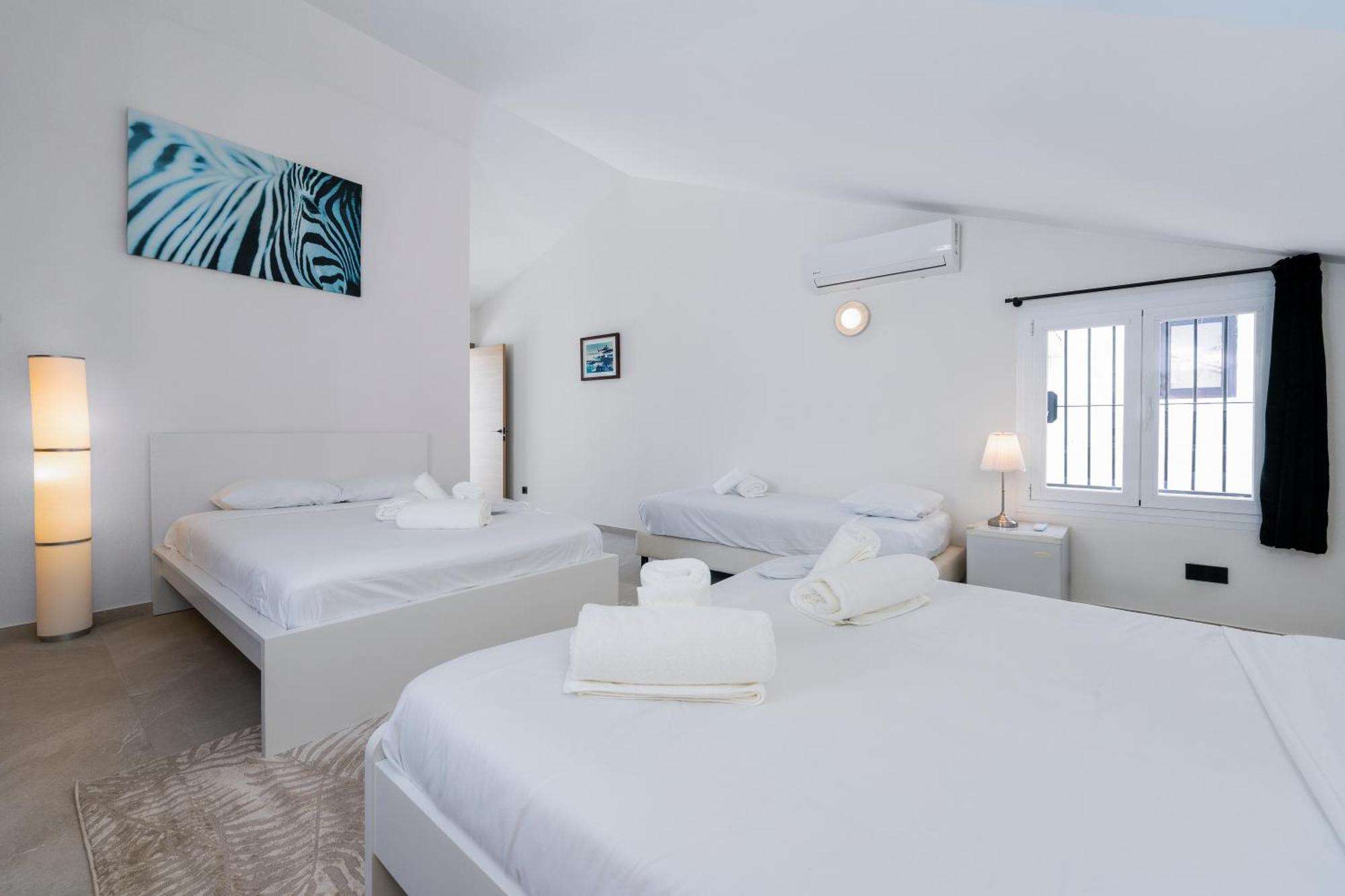 243-Fully Renovated-Puerto Banus Marbella Front Line Penthouse公寓 外观 照片